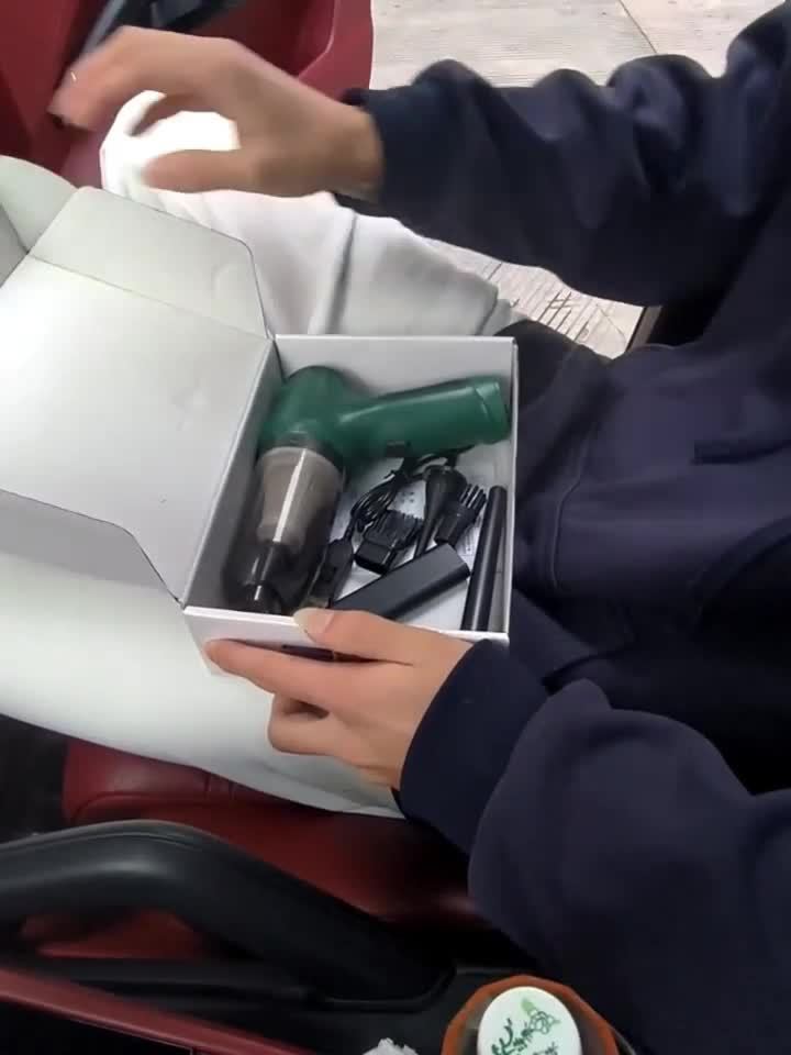 3-in-1 Wireless Vacuum Cleaner